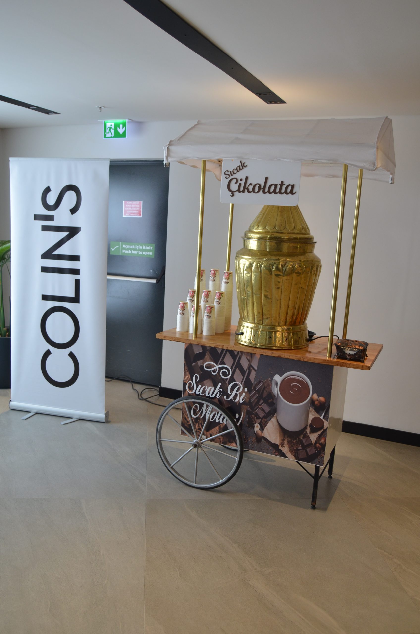 Colins (12)